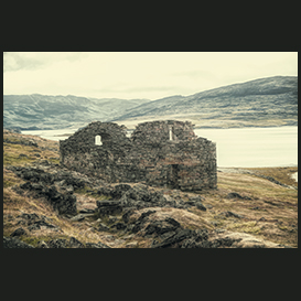 Hvalsø Kirkeruin / The Hvalsey Church Ruin